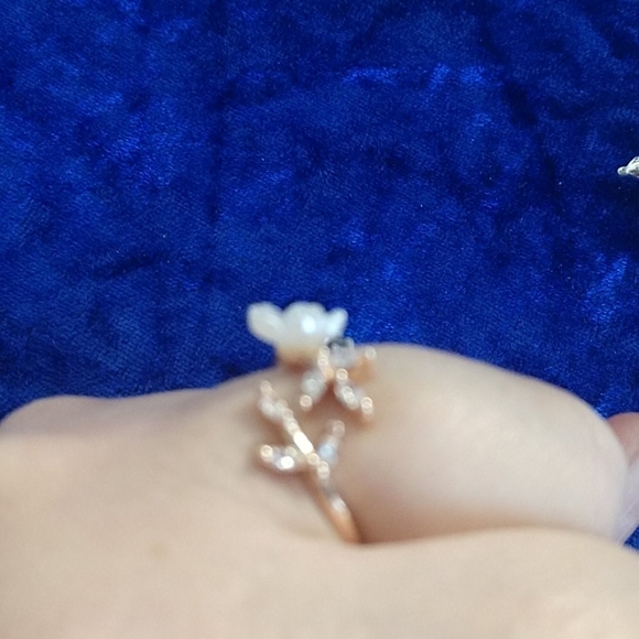 Rose Gold Plated Cherry Blossom Flower Bypass Ring CZ Crystal Sparkle - Picture 2 of 10